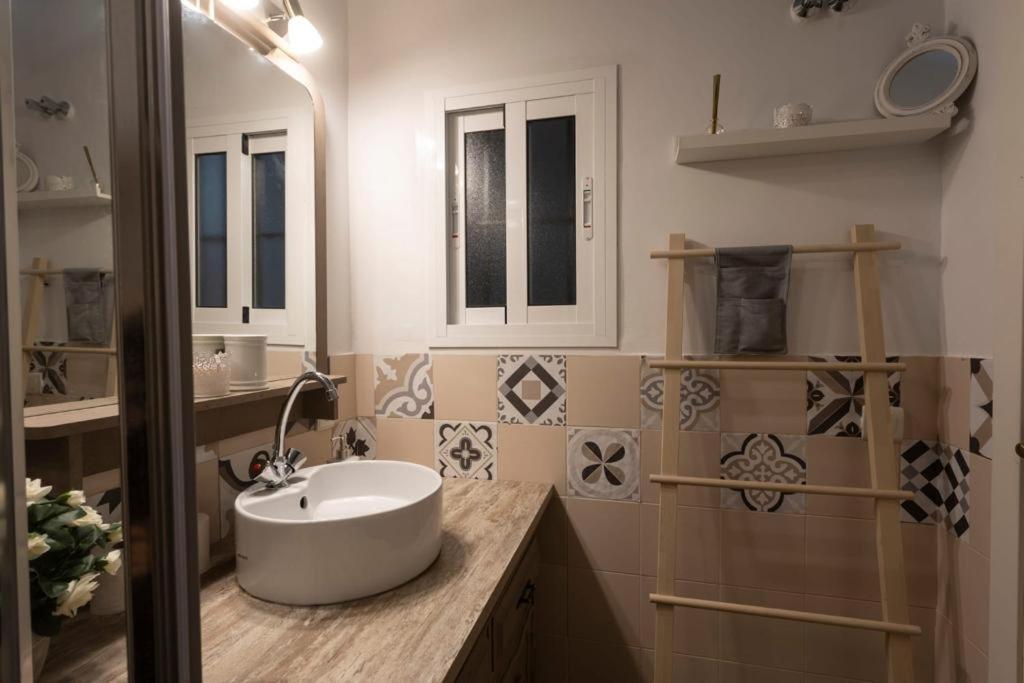 Wish Suite Santa Clara De Sevilla Sevilha Exterior foto