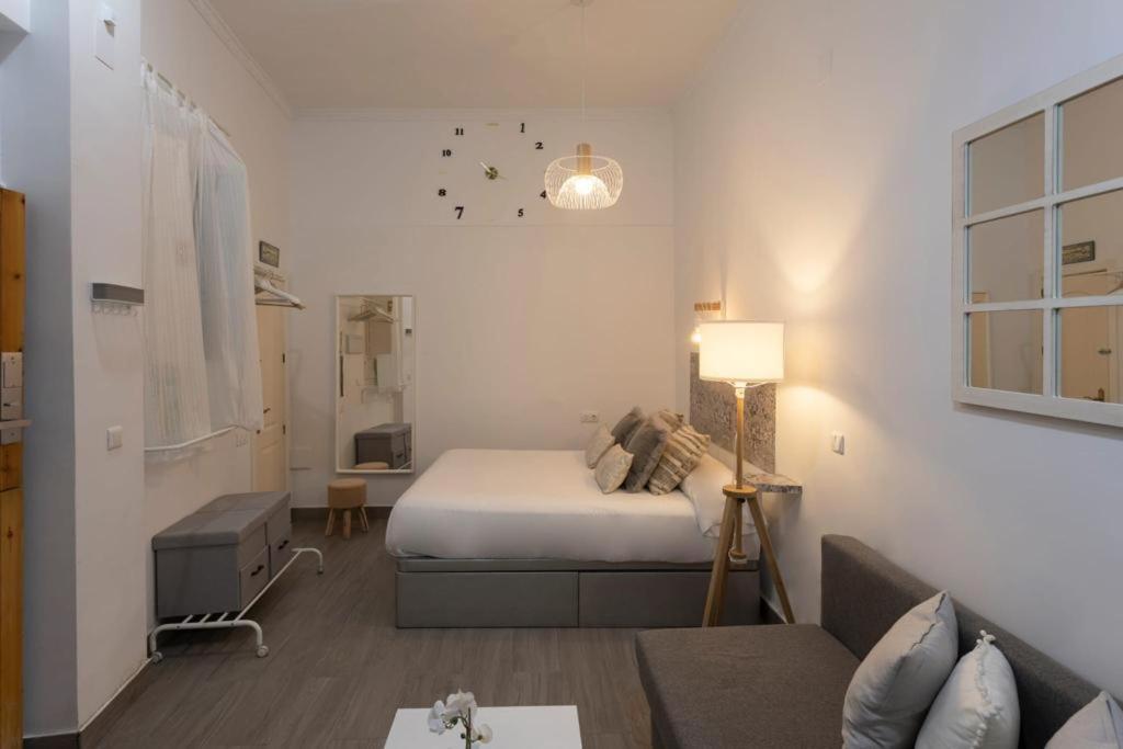 Wish Suite Santa Clara De Sevilla Sevilha Exterior foto